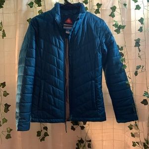 i’m selling this puffer coat